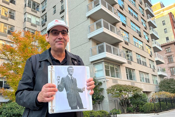 Rock and Roll History and Culture Walking Tour in New York City - Stop 5, Washington Square Park audio segment: Beats, folk, and Buddy Holly