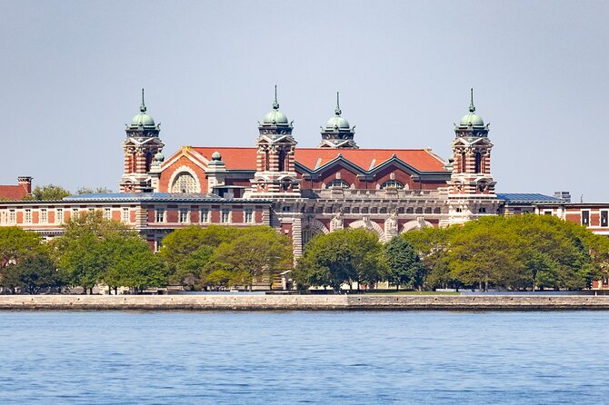 Secrets of the Statue of Liberty and Ellis Island Guided Tour - Logistics that affect your comfort (without the fuss)