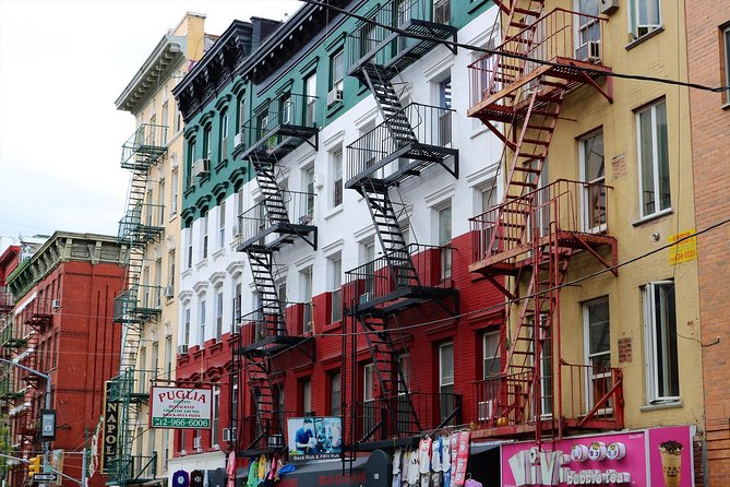 See 30 Top New York Sights (Walking Tour) & Visit Central Park Zoo. - Rockefeller Center and Midtown: A Fast Hit of NYC Icons