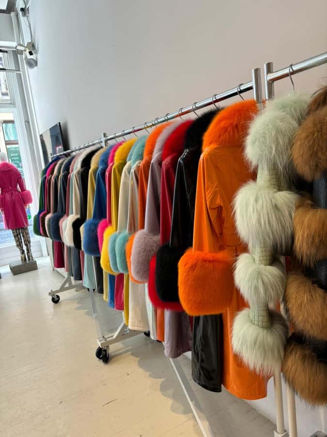 Shopping Tour of Fashion-Rich Soho, New York - Stop 1: Baked by Melissa for a sweet, fast orientation