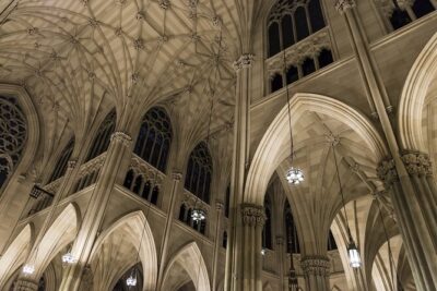 St Patrick's Cathedral Official Holiday Tour - Accessibility and comfort: making the most of your visit