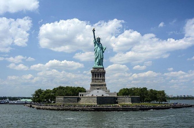 Statue of Liberty 60-Minute Sightseeing Cruise - Flexible Departure - The main trade-offs: crowds, onboard condition, and day-of surprises
