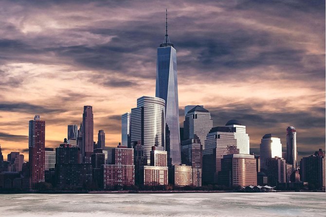 Statue of Liberty and Ellis Island Sunset Cruise - Reliability in wind and waves: your smart plan