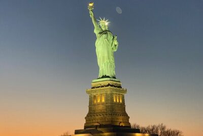 Statue of Liberty Ellis Island Cruise with One World Trade Ticket - One World Trade Center ticket: what you get and why timing matters