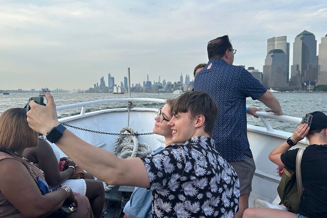 Statue of Liberty & Manhattan Skyline Cruise Near Times Square - Quick Hits: The Parts That Matter Most