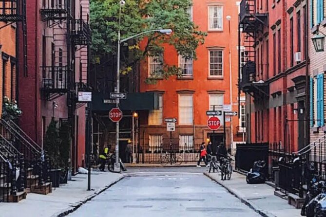 Stonewall and Gaslight: A Self-Guided Tour of Greenwich Village - MacDougal Street’s Music Scene: More Than a Name on a Map