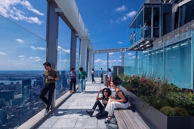 SUMMIT One Vanderbilt Skip-the-Line Premium Experience with Tour - Location and timing: a smooth start near public transportation