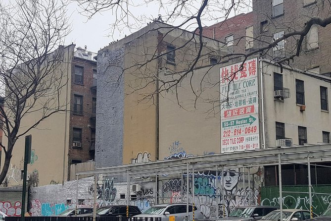 Tenement History and Immigrant Life in the Lower East Side - Tenement life replicas and what you can learn by walking past