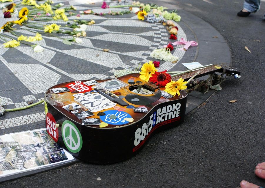 The Beatles in NYC Private Walking Tour - Walking Tour Reality Check: The Schedule and the Sidewalks