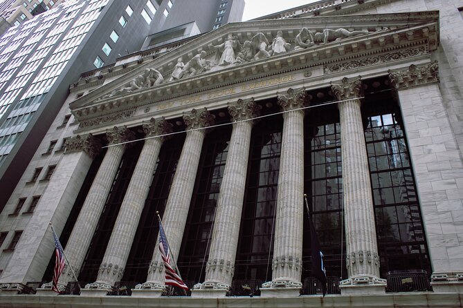 The Downtown Experience: Private Walking Tour - The New York Stock Exchange: Grand Buildings with a Clear Story