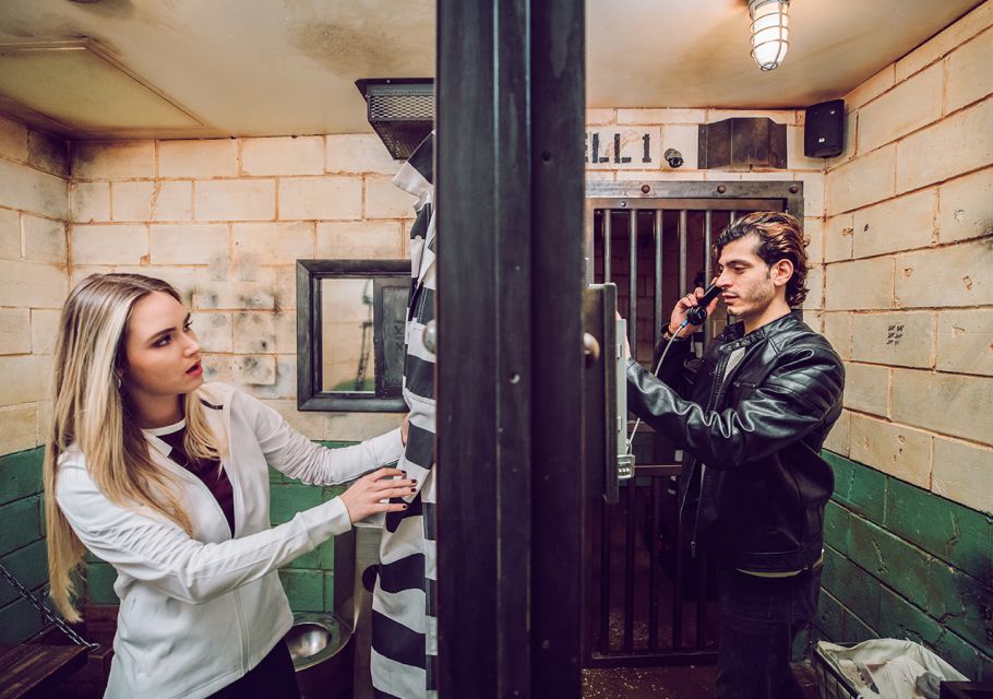 The Escape Game: 60-Minute Adventures in Midtown Manhattan - Practical notes: locked doors, hints, and accessibility questions