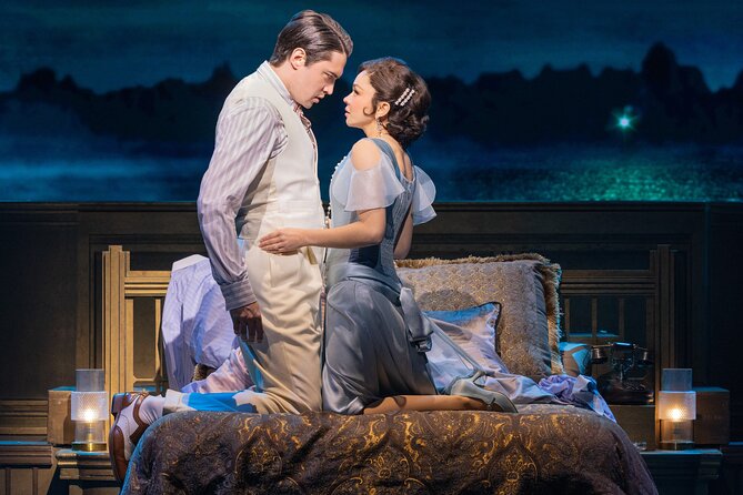 The Great Gatsby on Broadway Ticket - Arriving and sitting down: Broadway Theatre basics that keep you calm