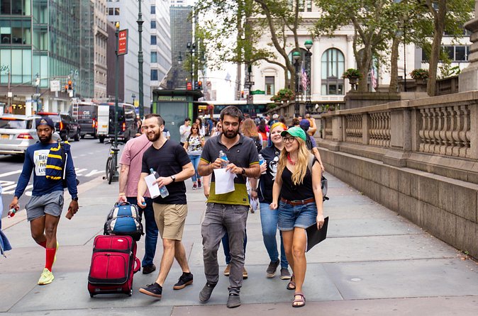 The NYC Backpacker Tour - Stop 5: Hell’s Kitchen and the Iconic Bar Deal Finish