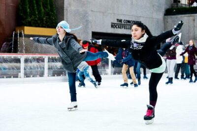 The Rink at Rockefeller Center Ice Skating Ticket - Entering The Rink: Your One-Stop 60-Minute Itinerary