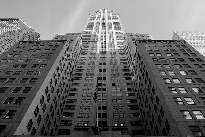 The Secrets of 42nd Street Private Tour - Skyline photo time: Empire State Building and Chrysler Building viewpoints