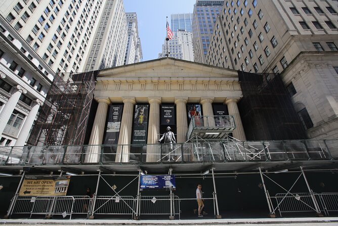 The Spies of Wall Street - From Washington-era networks to Soviet sleeper-agent fears in modern NYC