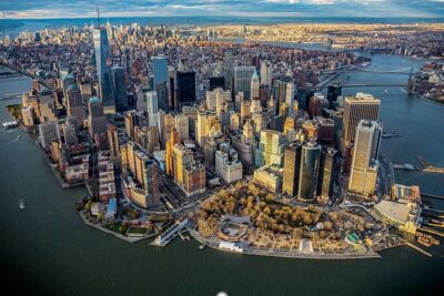 The Story Behind NY's Evolving Skyline An Architectural Journey Through History - On-demand video plus a self-guided walk: how it works in real life