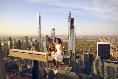 Top of the Rock VIP Tickets with SKYLIFT and The Beam Experience - Getting in fast: expedited entry, security, and priority elevators