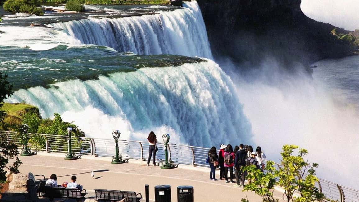 Toronto, Niagara Falls & Thousand Islands 3-day Tour from NY - Hotels and Food Stops: What to Expect Without Overpaying for Hype