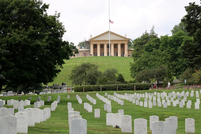 Tour from New York to Washington in 1 Day - Korean War, Martin Luther King Jr., and the Monument Stops That Teach by Walking