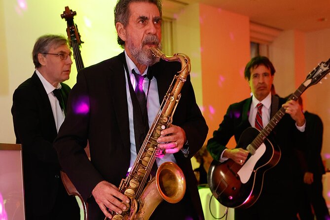Tree Lighting Ceremony Indoor Viewing from 45 Rockefeller Center - Price and Value: What $1,499 Buys You (and What It Doesn’t)