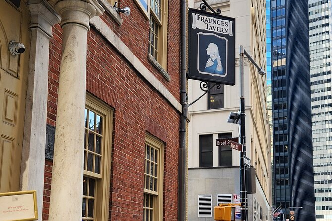 Unexpected Wall Street Walking Tour - Stone Street’s cobbles, fire history, and archaeology
