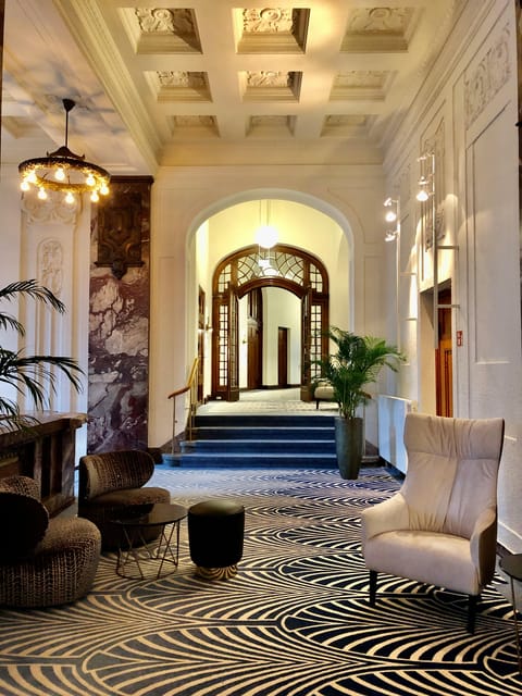 Unveiling New York City's Most Breathtaking Lobbies - Quick Tips to Make the Start Smooth