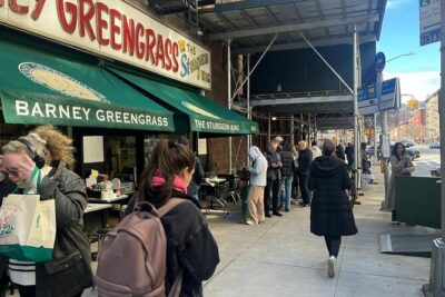 Upper West Side: Your Guide to Understanding NYC - Stop 1 at 225 W 86th St: the movie-building brownstone sprint