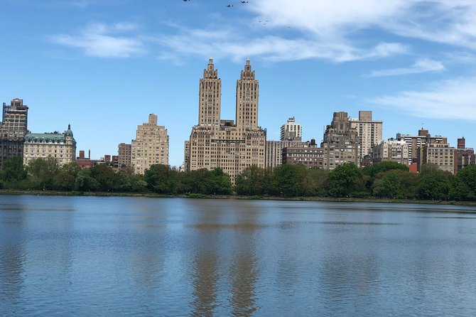 VIP Central Park Pedicab Tour - Alice in Wonderland statues, Conservatory Water, and Christian Anderson
