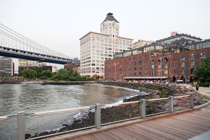 Walking tour in Manhattan Brooklyn Bridge and Waterfront - Pace, Shoes, and the 3-Mile Reality