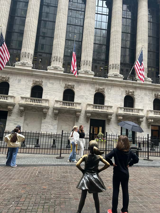 Wall Street: The birth place of NYC in French/English tour - City origins: from the oldest print shop to the first paved street