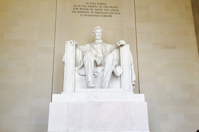 Washington DC and Monuments Day Tour from New York - Veterans Memorial Park: walking the Vietnam, Korean, Lincoln, and WWII areas