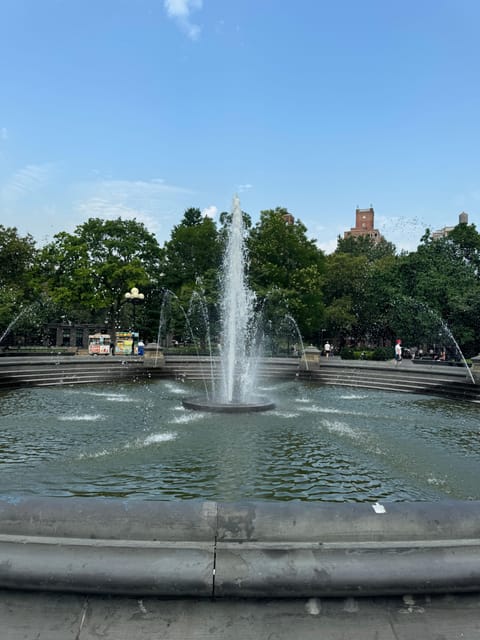Welcome to New York: A Tour of Taylor Swift Hotspots - Who this tour is best for