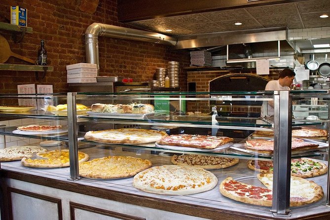 Williamsburg Food Tasting & Walking Tour - Walking Through Williamsburg: More Than Just Food