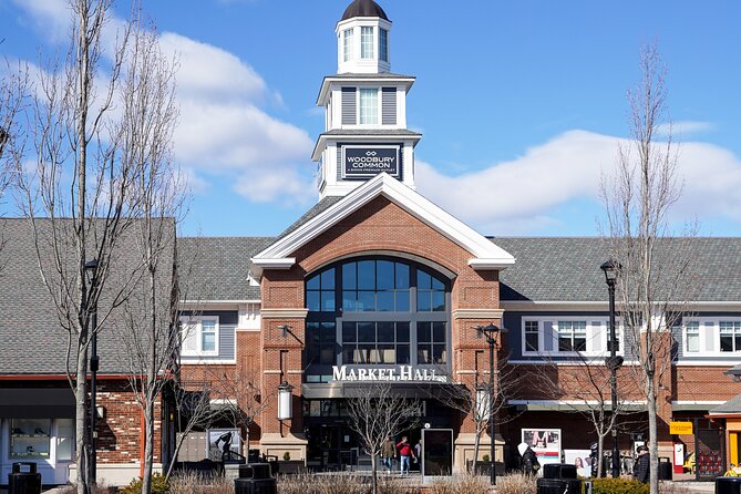 Woodbury Common Premium Outlets Shopping Tour from Midtown - Why Woodbury Common Shopping Fits Better With a Day Trip Bus